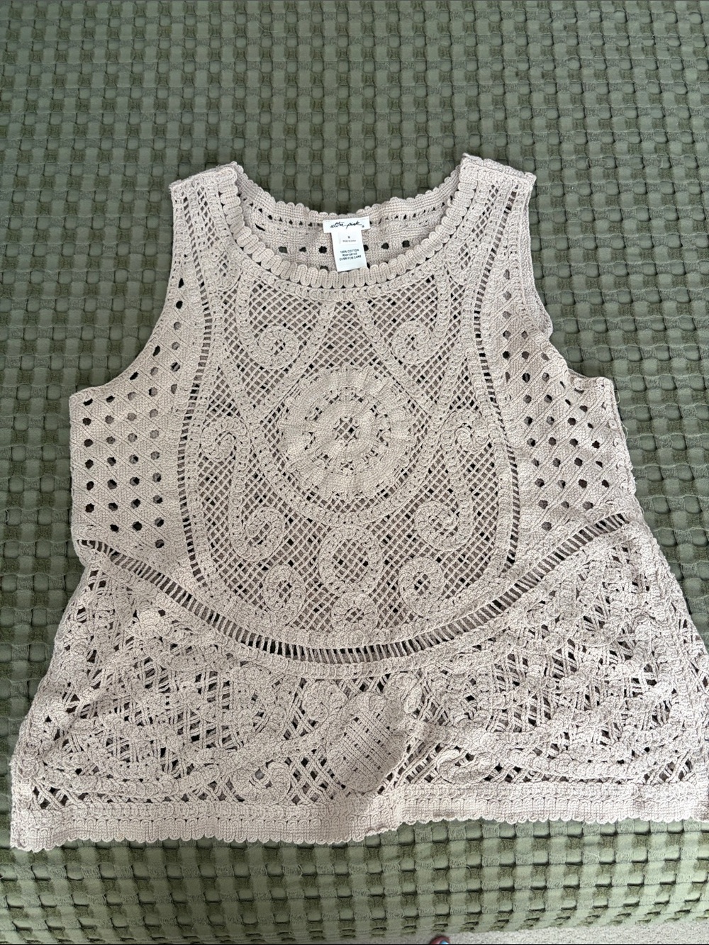 Ultra Pink Crochet Tank Top in Light Beige